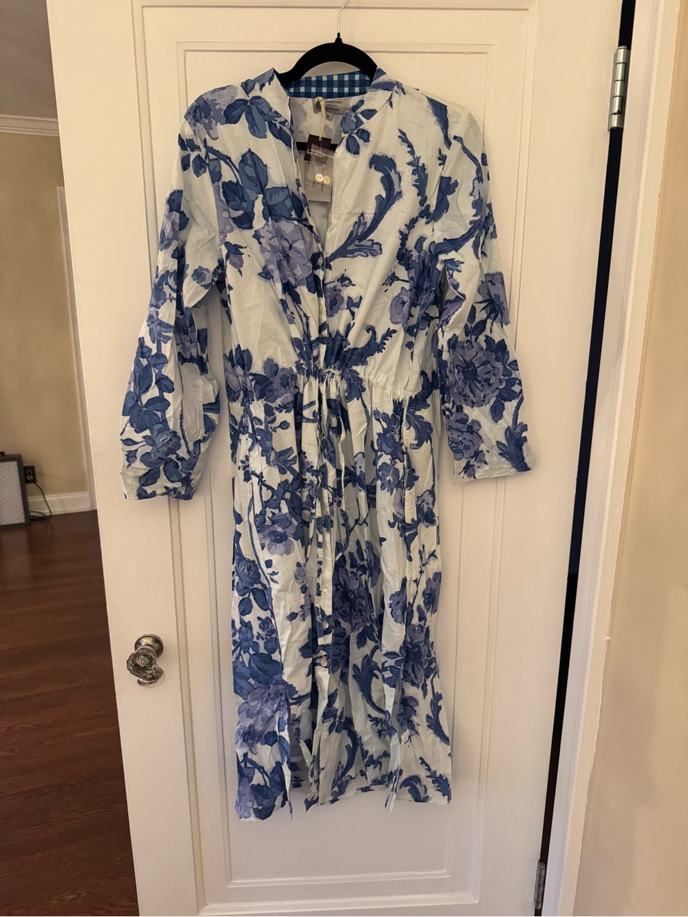NWT Floral Print Women’s Shirt Dress with drawstring waist detail.
